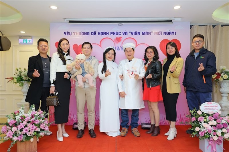 IDSV - Kỉ niệm ngày cưới của anh chị:  Do An -Vân Anh 